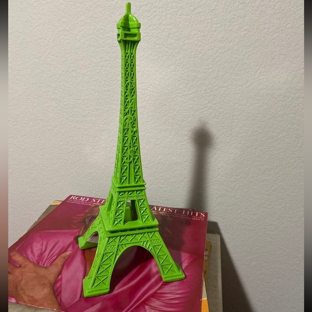 Three hands co green eiffel tower decor 15”